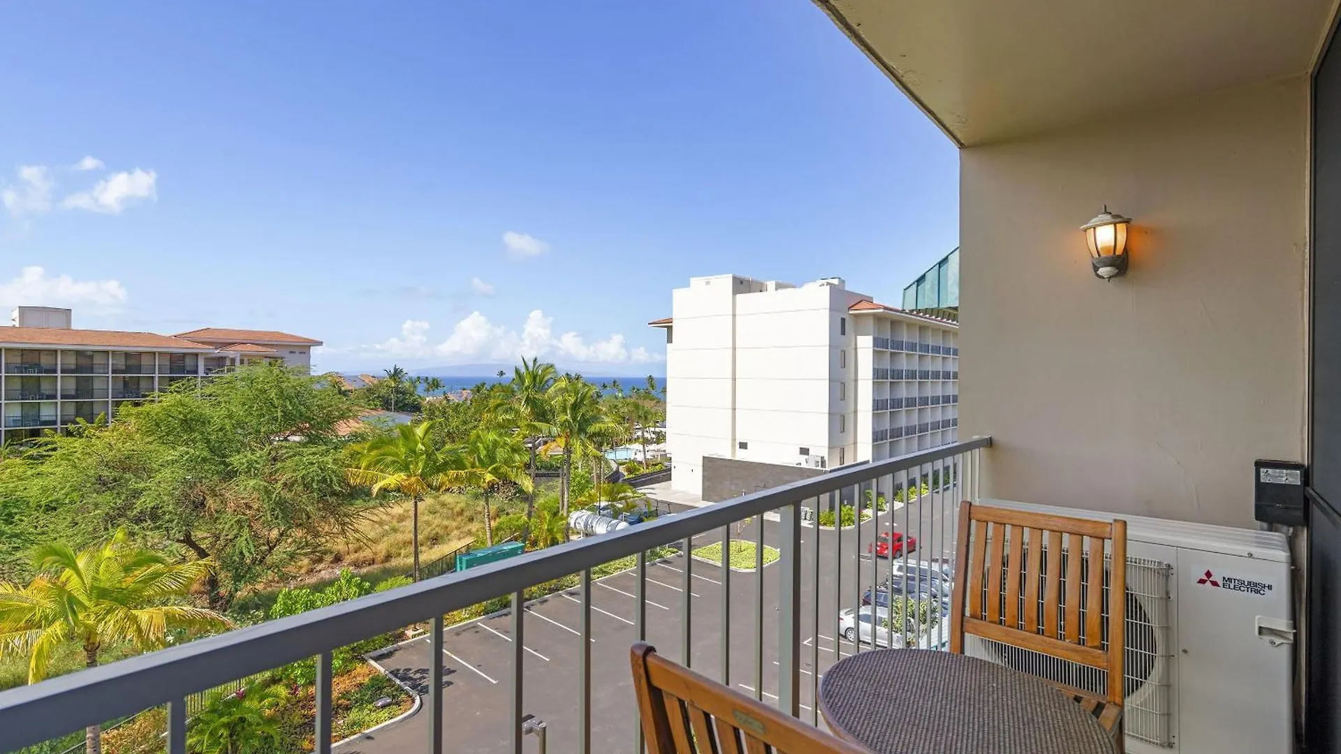 Pacific Shores B-409 - Beautifully Renovated Ocean View, 2 Bd / 2 Ba, Split Ac! Kihei
