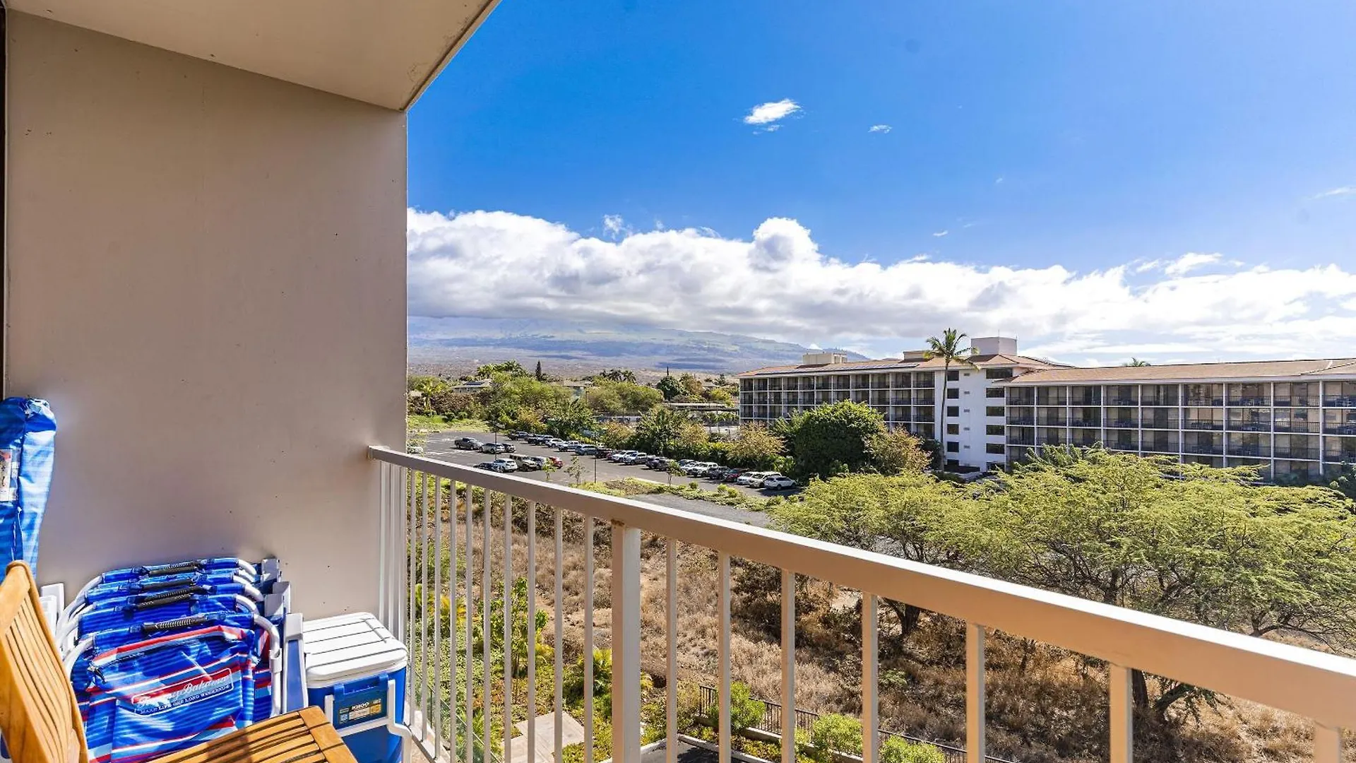 Pacific Shores B-409 - Beautifully Renovated Ocean View, 2 Bd / 2 Ba, Split Ac! Kihei Holiday home